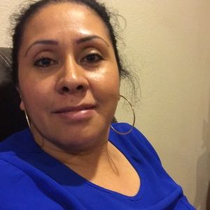 Meet your Posher, Araceli